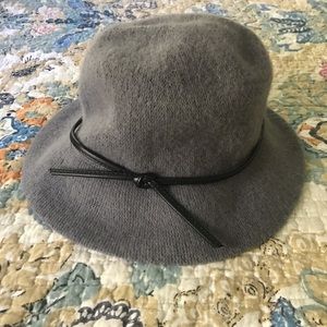 SOLD | Gray Felt Hat